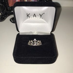 White saphire heart crown ring